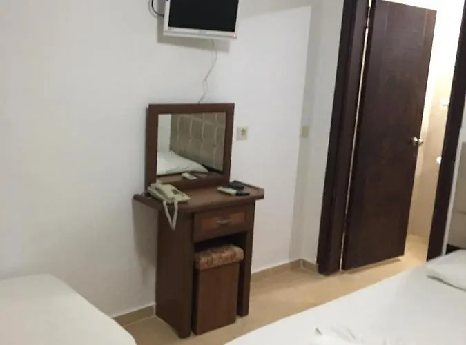 Ugur Hotel Kemer