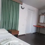 Hotel Ugur 2*