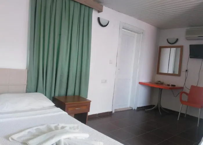Hotell Ugur 2*